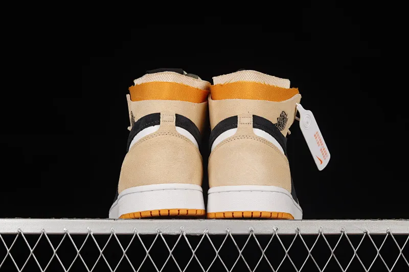 All categories Air Jordan Jordan series basketball shoes Air Jordan 1 High Air Jordan 1 Zoom CMFT AJ1 Joe 1 white, black and yellow color matching CT0978-200